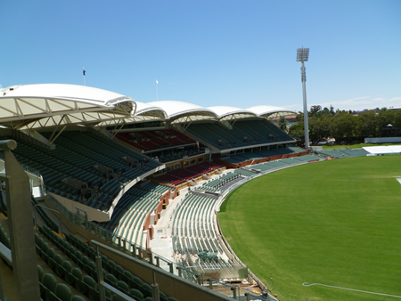 Redeveloped Adelaide Oval hosts 2nd Ashes Test
